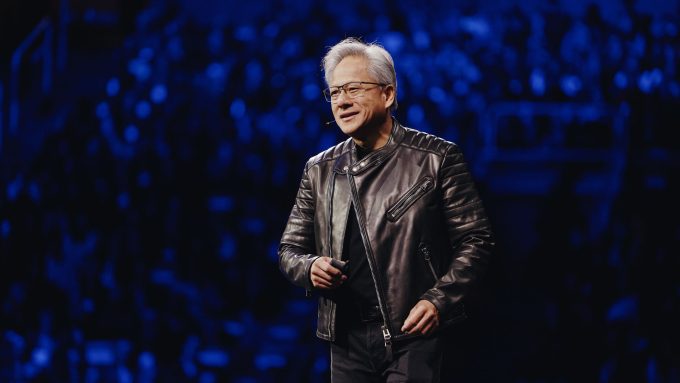 Nvidia CEO Jensen Huang: 'China Punya Kapasitas Komputasi Besar, Tapi Kami Ingin Amerika Menang!'
