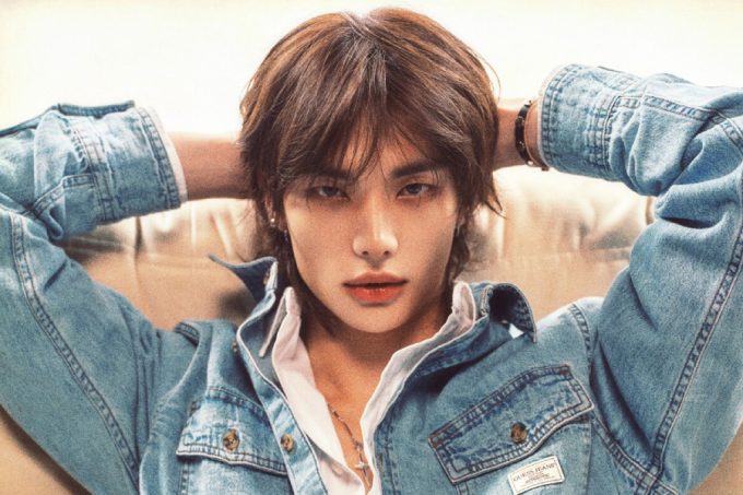 Hyunjin Stray Kids Resmi Jadi Duta Global GUESS!