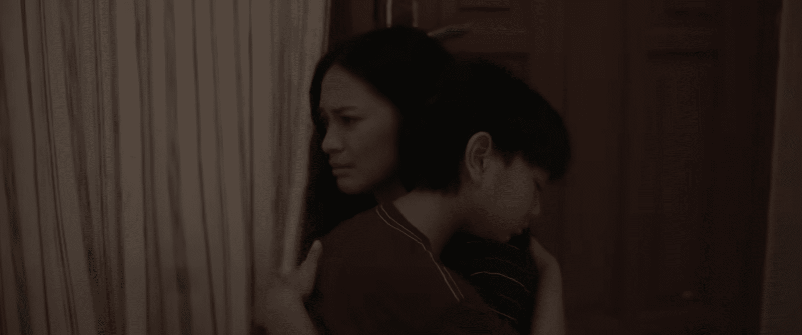 Resensi 'Kupeluk Kamu Selamanya': Drama yang Menggetarkan Hati dan Bikin Baper!