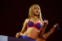 PinkPantheress Hadirkan Zara Larsson dan Janelle Monáe di Coachella, Bikin Suasana Makin Meriah!