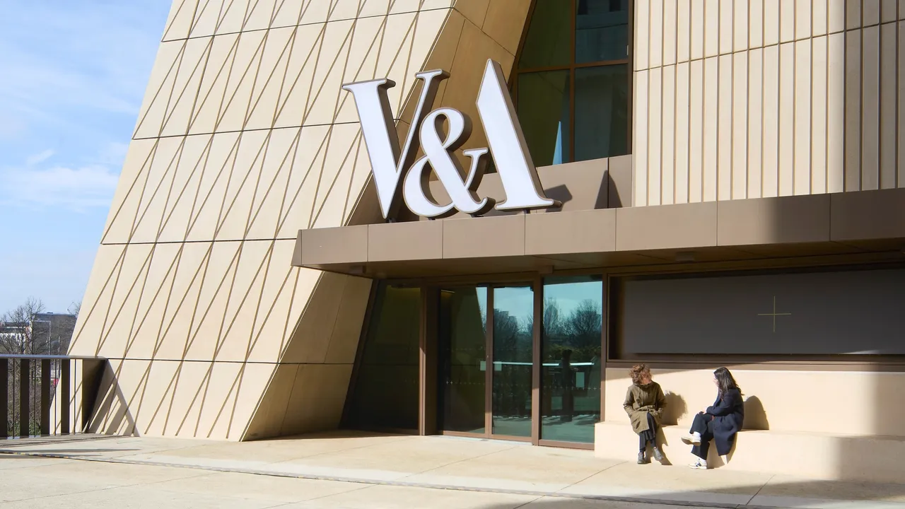 Intip V&A East Museum—Pusat Budaya Terpaling Keren yang Hadir di London!