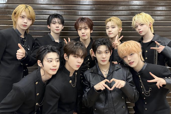 AHOF Umumkan Destinasi Tur Perdana "THE FIRST SPARK"! Siap-siap Meriah!