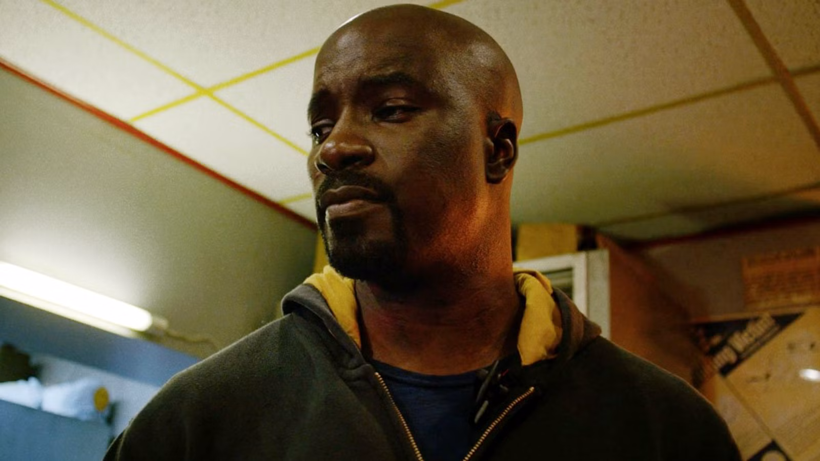 Intip Pertama! Mike Colter Bintangi Serial Barunya dari Pembuat Evil dengan Cast Kece!
