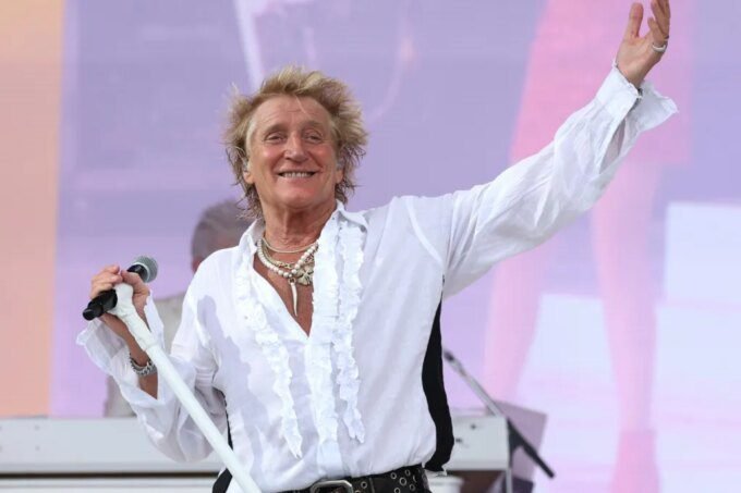 Konser Spesial ‘A Grammy Salute to Rod Stewart Live’ Siap Memeriahkan Panggung pada 19 Mei!