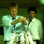 Kalo Kamu Cinta Film dengan Cerita Perjalanan Waktu Rumit, Jangan Lewatkan Karya Indie 2004 Ini!