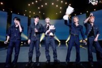 TXT Raih Kemenangan ke-3 untuk "Stick With You" di "Music Bank"; Tampilkan Penampilan Spektakuler dari LE SSERAFIM, UNCHILD, dan Banyak Lainnya!