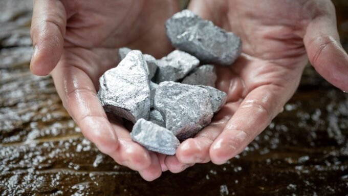 Amerika Ungkap Potensi Harta Karun Lithium Senilai $1.5 Triliun di Bawah Gurun Vulkanik Oregon yang Rentan!