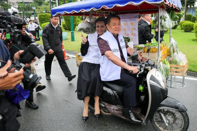 PM Thailand Kumpulkan Pengusaha Besar untuk Diskusi Ekonomi Langka di Tengah Ancaman Krisis