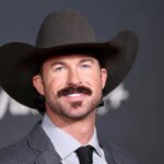 Riley Green Bergabung Sebagai Pelatih di 'The Voice' Musim 30!