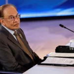 Dua Mantan Menteri Malaysia Mundur dari Kursi Parlemen, Bergabung dengan Partai Baru!