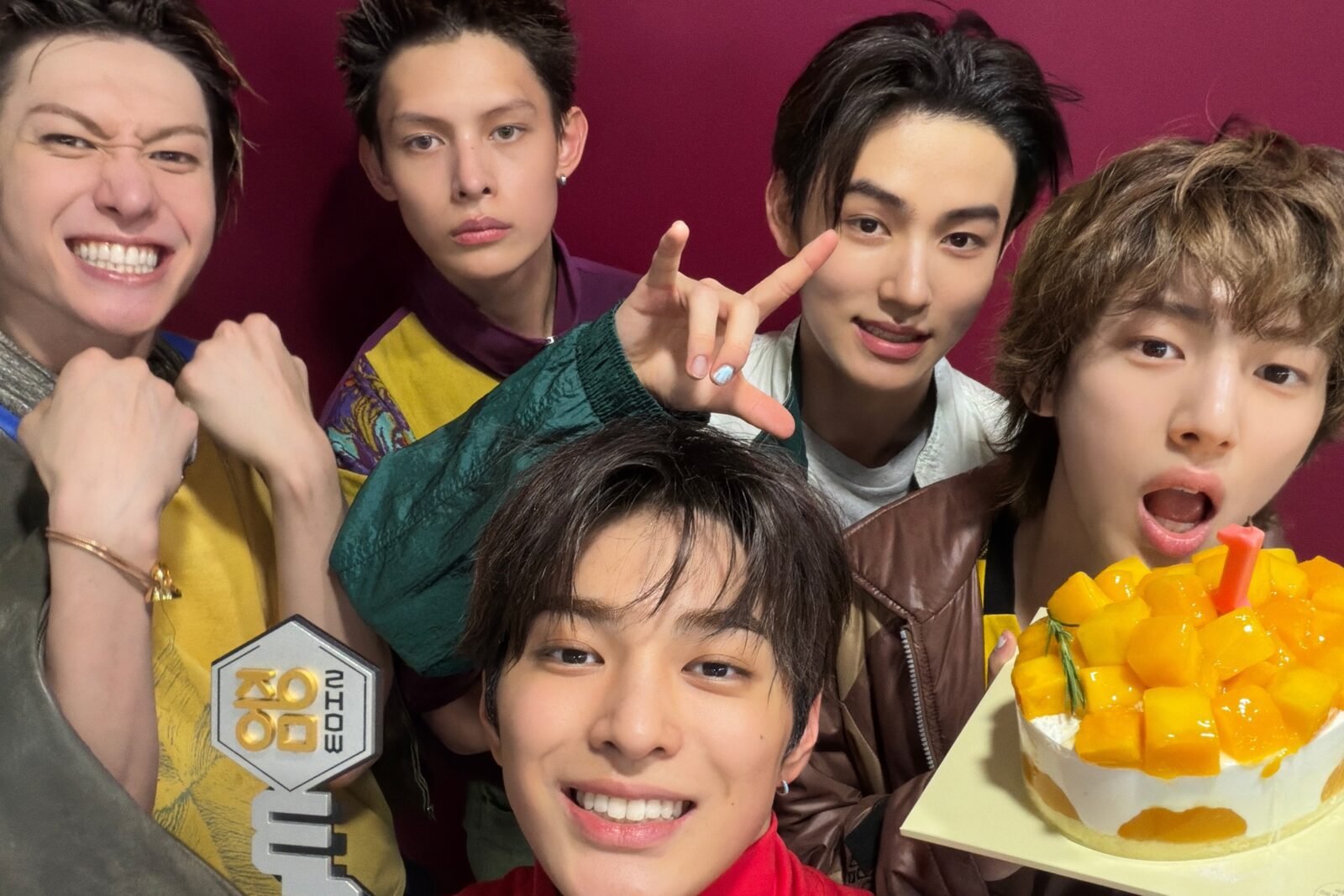CORTIS Raih Kemenangan Ke-6 untuk "REDRED" di "Music Core"; Tampilkan Aksi Menarik dari aespa, NMIXX, BOYNEXTDOOR, dan Lainnya!
