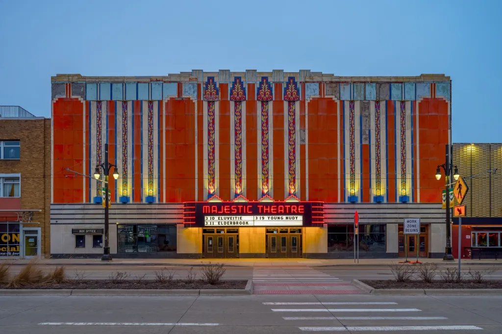 Indie Venue Bulan April 2026: Majestic Theatre Center Detroit Siap Memukau!