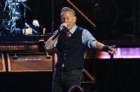 Bruce Springsteen Apresiasi Stephen Colbert Lewat 'Streets of Minneapolis'!
