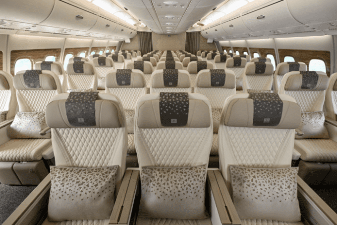 Emirates Luncurkan Pembaruan Pertama untuk A380 Kelas Dua, Siap Bawa Liburan Anda ke Level Selanjutnya!