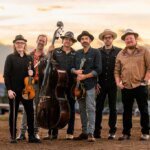 Steep Canyon Rangers Kembali ke Akar Musik di 'Next Act': Simak Wawancaranya!