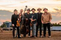 Steep Canyon Rangers Kembali ke Akar Musik di 'Next Act': Simak Wawancaranya!