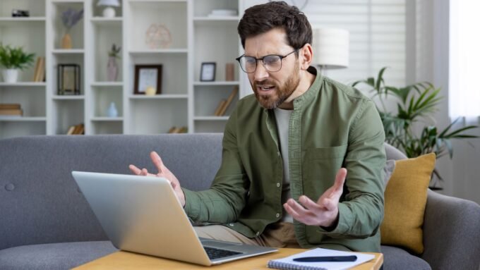 Pekerja Meta Melawan Teknologi Pelacakan: Apakah Anda Mau Kerja di ‘Pabrik Ekstraksi Data Karyawan’?
