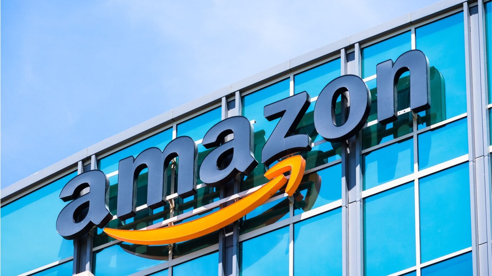Pekerja Amazon Ternyata 'Tokenmaxxing' Platform AI untuk Capai Target Penggunaan yang Serba Tak Jelas!