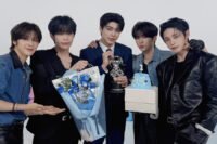 ZEROBASEONE Raih Kemenangan Kedua untuk "TOP 5" di "M Countdown"; Penampilan Memukau dari LE SSERAFIM, AND2BLE, dan Lainnya!
