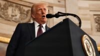 Perintah Eksekutif Baru Trump Minta Perusahaan AI 'Sukarela' Biarkan Gedung Putih Uji Kemampuan Siber Canggih dari Model AI