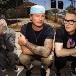 Blink-182 Siapkan Kejutan untuk Ulang Tahun ke-25 'Take Off Your Pants and Jacket'!