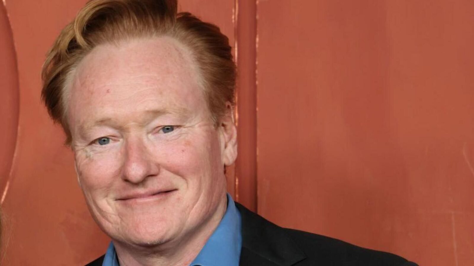 Conan O'Brien Masuk ke Pertarungan Cybersecurity: Menghadapi Scam AI yang Semakin Sulit Dikenali Karyawan!