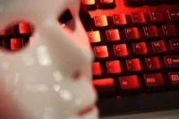 Polisi Vietnam Ungkap Jaringan Penipuan Online Besar-Besaran!