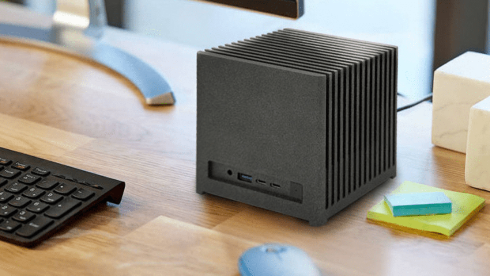 Mini PC Perancis Ini Hadir dengan Daya Intel Setara Workstation dalam Desain Aluminium Kecil, Harganya Hampir €2.000!
