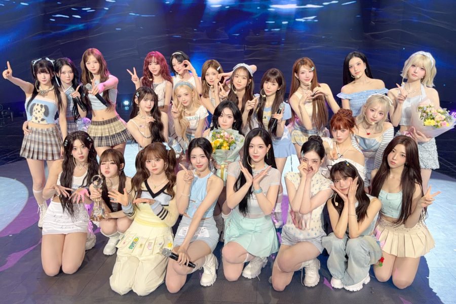 tripleS Raih Kemenangan Kedua dengan "Baby Flower" di "Music Bank"; Penampilan Menarik dari BOYNEXTDOOR, AHOF, dan Lainnya!